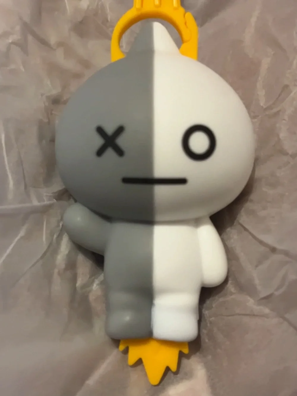 2026 McDonald’s BT21 VAN Happy Meal Toy Keychain BTS Character With Box